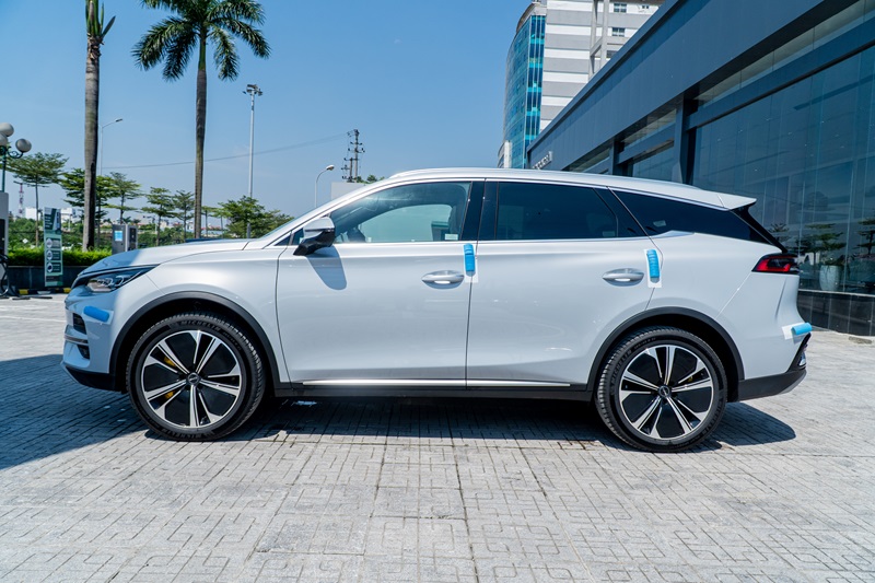 than-xe-byd-sealion-8